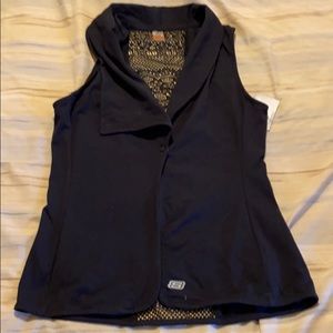 Sketchers sports Vest Size L